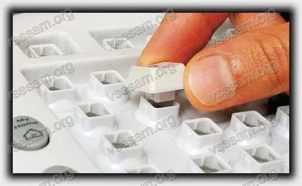 Cum se curata o tastatura pe un laptop la domiciliu