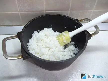 Omlós főtt rizs - egy recept egy fotó