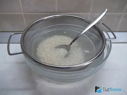 Omlós főtt rizs - egy recept egy fotó
