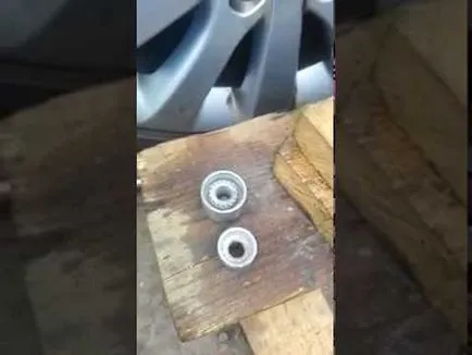 Hogyan csavarja ki a kerék sekretki
