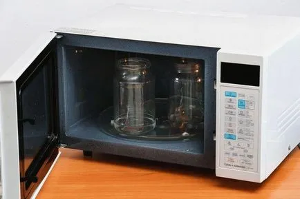 Amint azt a sterilizált üvegekbe