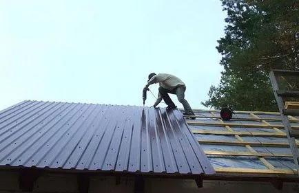 Profilos tető kezével Profilos tető kezével