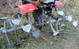 Kultivátor kezüket a motoblockokhoz