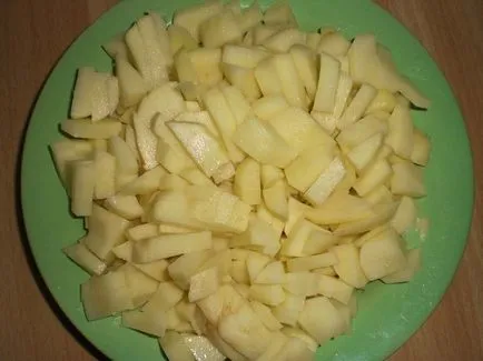 Leves csirkével és tésztával Leves csirkével és tésztával