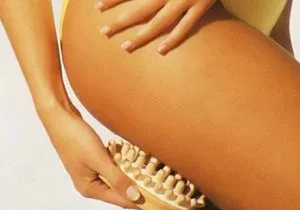 Anti-cellulit masszázs otthon - a megoldás arra a problémára, a „narancsbőr”