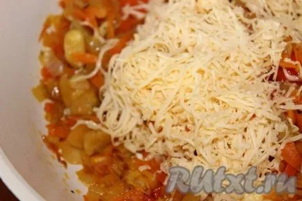 Padlizsán töltött zöldségek, sült a kemencében - a recept egy fotó