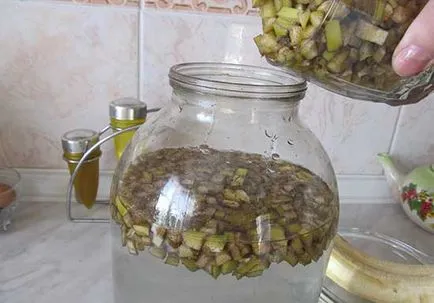 Banánhéjon, mint a műtrágya - miért nem dobja el a bőrt