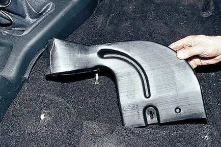 Eltávolítása és cseréje a torpedó (előlapon) 2110, 2111, 2112