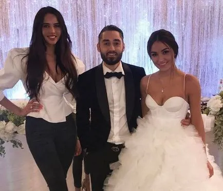 Egy közeli barátja Olgi Buzovoy meghívást az esküvőre Anastasia Kostenko és Dmitry Tarasov képek (számítógép) Egy közeli barátja Olgi Buzovoy meghívást az esküvőre Anastasia Kostenko és Dmitry Tarasov fotók