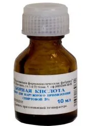 Bórsav-alkohol a fülben