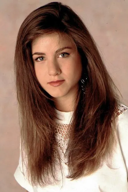Beauty-alakulása Jennifer Aniston, kozmopolita magazin (Getty Images korai) Beauty-alakulása Jennifer Aniston, kozmopolita magazin