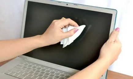 A törölje le a laptop képernyőjén otthon - szakértői vélemény