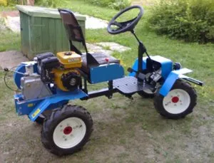 Mi az adapter séta traktor, hogyan berendezés saját kezűleg