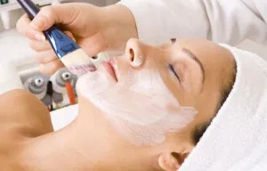Mi a felülvizsgálatát enzimes peeling típusok, hogyan kell csinálni otthon, ár