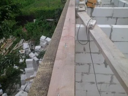 Mi mauerlat hogy szükséges-e a funkció (tégla beton blokkok) Mi mauerlat ha szükséges funkciók