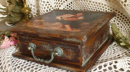 Decoupage dobozok három különböző stílusban alapuló technikával (fotó)