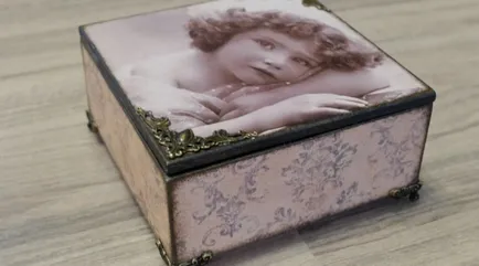 Decoupage dobozok három különböző stílusban alapuló technikával (fotó)