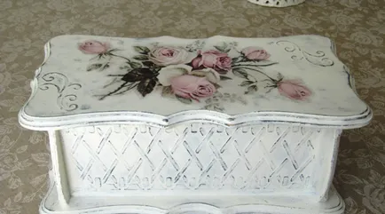 Decoupage dobozok három különböző stílusban alapuló technikával (fotó)