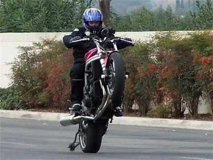 Moto rohan közösség és felszerelések