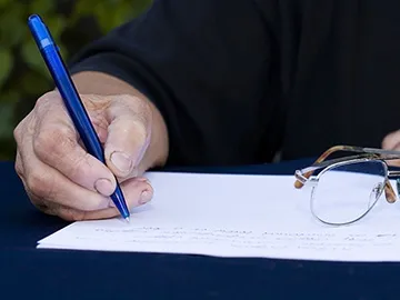 Az adásvételi szerződés a föld - különösen nyilvántartási (regisztrációs és adásvételi szerződést telek) Az adásvételi szerződés a föld - különösen tervezni