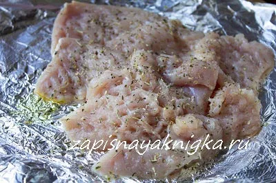 Breast fóliába a sütőben