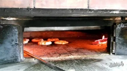 Georgia a szülőföldje bor és KHACHAPURI acharuli - utazási blog többi Fehéroroszországban (bor) Georgia a szülőföldje bor és KHACHAPURI acharuli - utazási blog többi Fehéroroszországban
