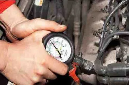 Hogyan mérjük a motor kompresszió - kompressziós teszt (Motor) Hogyan mérjük a motor kompresszió - törővizsgálat