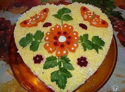 Hogyan rendezzük el a saláta finom házi - lépésről lépésre receptek fotókkal