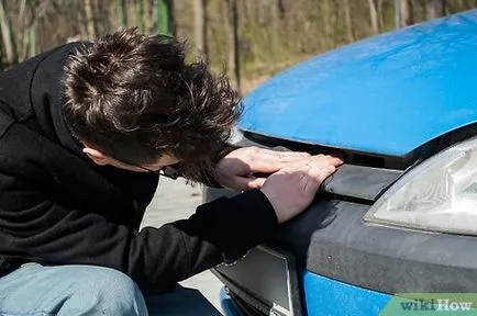 Hogyan nyitható meg a motorháztető egy autó