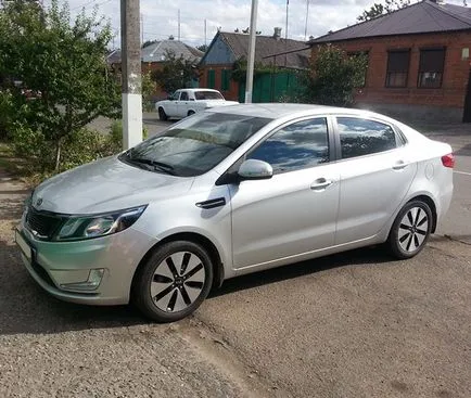 Melyik autót vásárolni egy jobb Kia Rio és a Kia viaszos olaj