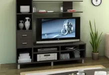 A fal a szobában képet a lakás, alacsony költségű integrált, a színek és képek, a mérete a kezüket, hogy