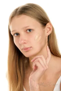 Hogyan válasszuk ki a megfelelő árnyalatot alapítvány, make-up! (Tone) Hogyan válasszuk ki a megfelelő árnyalatot alapítvány, make-up!