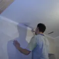 Hogyan ragasztó a falpanelek MDF ragasztó