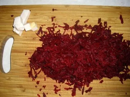 Főzni ukrán borscs recept a boldogsághoz