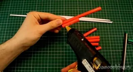 Hogyan lehet a papír gép m4, amely képes lesz arra, hogy lőni (amely) Hogyan lehet a papír gép m4, aki tud lőni