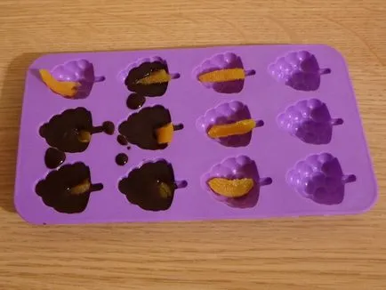 Hogyan készítsünk házi készítésű csokoládé kakaó nélkül tejcsokoládé recept otthon
