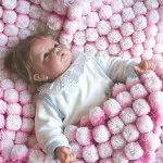 Hogyan lehet pom-poms a kezüket kifogyott a papír, cérna és egyéb anyagok (bojt) Hogyan lehet pom-poms a kezüket kifogyott a papír, cérna és egyéb anyagok