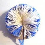 Hogyan lehet pom-poms a kezüket kifogyott a papír, cérna és egyéb anyagok (bojt) Hogyan lehet pom-poms a kezüket kifogyott a papír, cérna és egyéb anyagok
