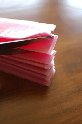 Hogyan lehet pom-poms a kezüket kifogyott a papír, cérna és egyéb anyagok (kéz) Hogyan lehet pom-poms a kezüket kifogyott a papír, cérna és egyéb anyagok