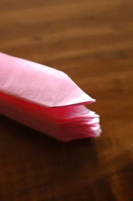 Hogyan lehet pom-poms a kezüket kifogyott a papír, cérna és egyéb anyagok (kéz) Hogyan lehet pom-poms a kezüket kifogyott a papír, cérna és egyéb anyagok
