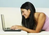 Hogyan lehet fényképezni magát egy laptop (fénykép) Hogyan kell szedni a képeket magukat egy laptop