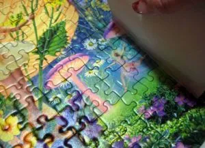 Hogyan ragasztó a puzzle a képen