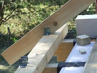 Szarufák a fürdő kezét, hogyan lehet telepíteni és szarufa