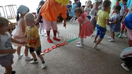 A szkript a gyerekek a felső óvodáskorú „Viszlát, nyár! „(Children) A szkript a gyerekek a felső óvodáskorú „Viszlát, nyár!