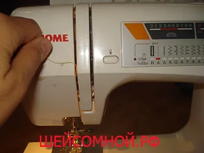 Hogyan kell kitölteni a téma egy varrógép - nyak velem