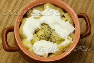 Burgonya gombával a bankot a sütőben, a recept egy fotót