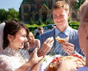 Esküvő forgatókönyve Toastmasters gyönyörű és szokatlan kezdési
