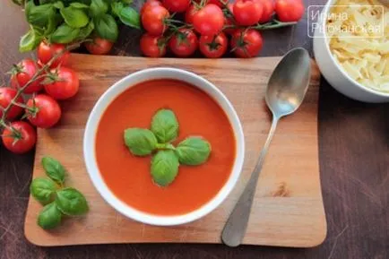 A klasszikus recept paradicsomleves püré a gyűjteményemben