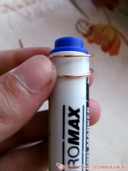 Egy gyűrű rézhuzal, a mester osztály saját kezűleg (gyűrű) A gyűrű réz drót, a mester osztály saját kezűleg