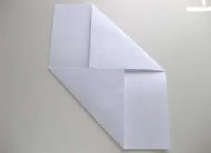 Boríték származó egy A4 diagramok és lépésről lépésre mesterkurzusok, video utasításokat